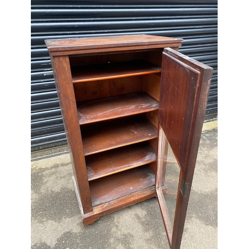 415 - Edwardian Mahogany Glazed Bookcase with twin centred oval bevelled mirrors