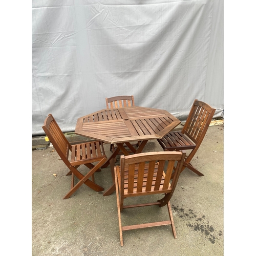 477 - Garden table with 4 x chairs. 

Table - 43