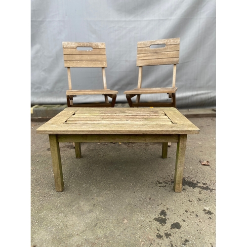 478 - Two garden chairs with small table. 

Table - Length 30