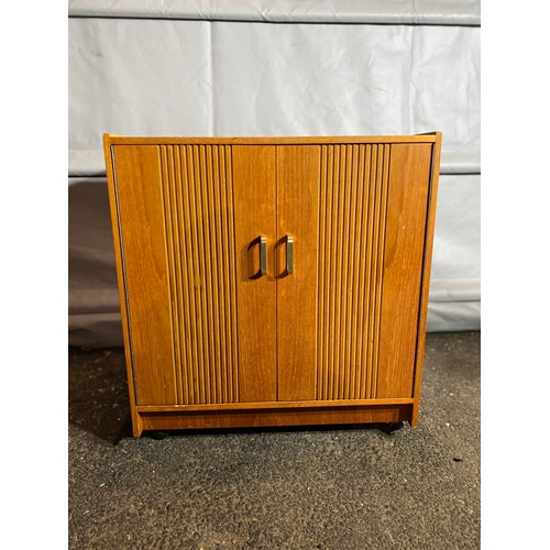 301 - Mid Century Teak Record cabinet

Dimensions - 25