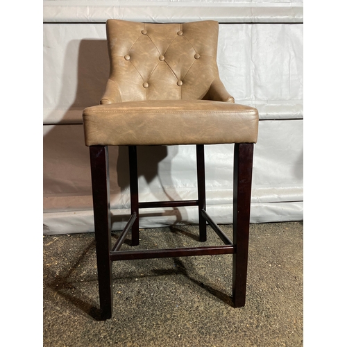 305 - Modern Brown Leather Button back Bar / Kitchen stool. 

Dimensions - Seat height- 26.5