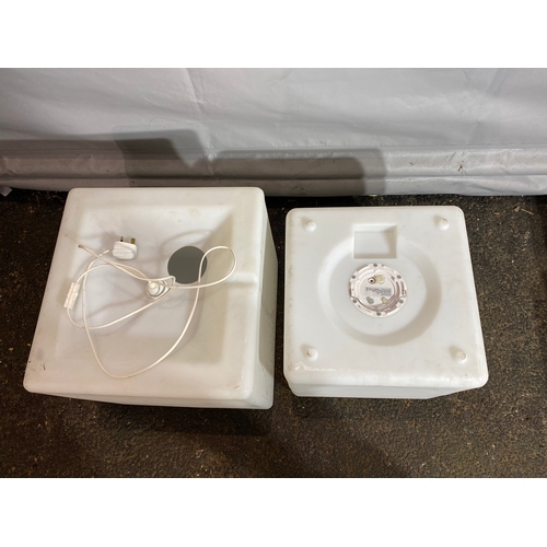 308 - Set of two plastic light boxes. (One battery)

Dimensions - Smaller box (battery) - 15