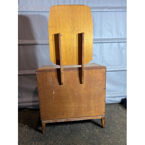 314 - Mid Century Lebus Link dressing table with three dove tailed joint drawers. 

For dimensions please ... 