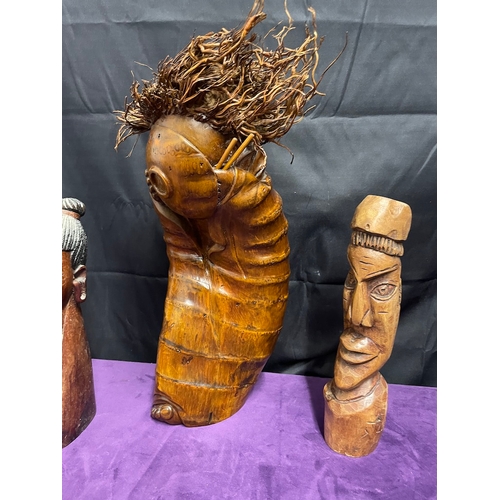 28 - Three vintage carved wood sculptors African / Asian