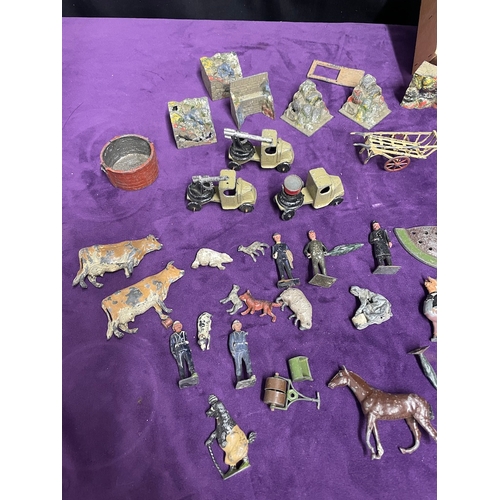 43 - Collection of vintage Lead Britains & Tootsie Toys 
Fram Yard / vehicles / Scenery + others