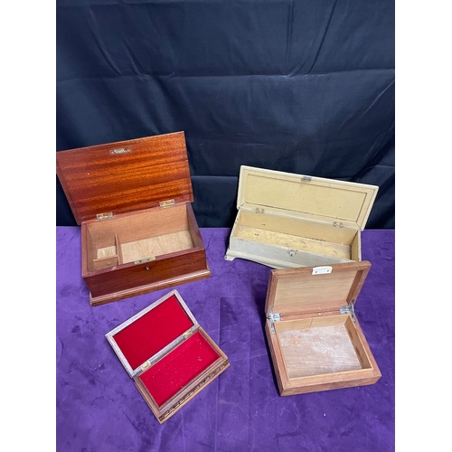 64 - Three vintage wooden boxes / Jewellery box