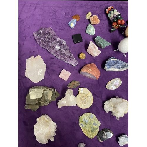 81 - Large quantity of Raw Minerals, polished stones including Rose Quartz, Smoky Quartz, Pyrite, Amethys... 