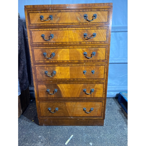 341 - Vintage Mahogany Tall Boy Chest of six drawers

Dimensions - 30