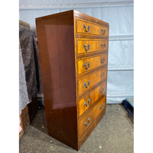 341 - Vintage Mahogany Tall Boy Chest of six drawers

Dimensions - 30