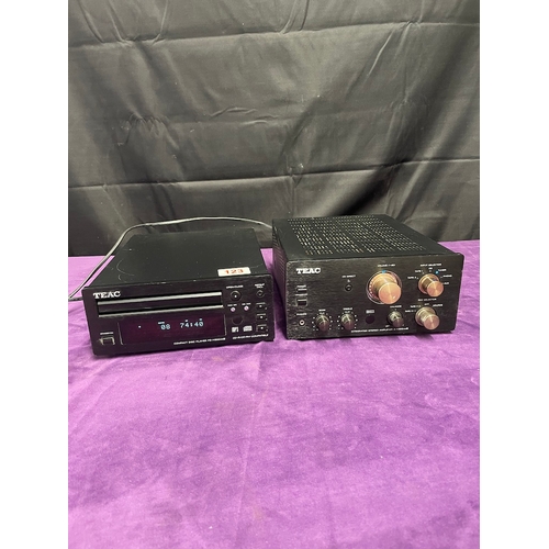 123 - TEAC CD Player PD H300MK3 + Stereo Amplifier A-H300MK3
