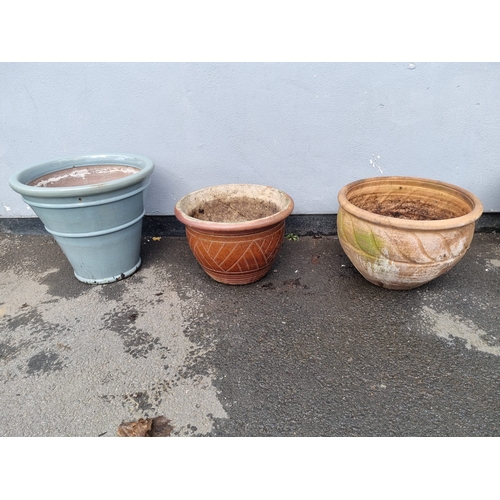 395 - A Quantity of terracotta  flower / garden pots