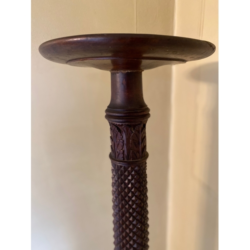 256 - 19th Century Large mahogany carved stand / Torchere on claw feet / carved ribbed pedestal 

Stands a... 