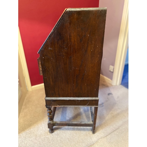 270 - Antique bureau writing desk.

Dimensions - 29