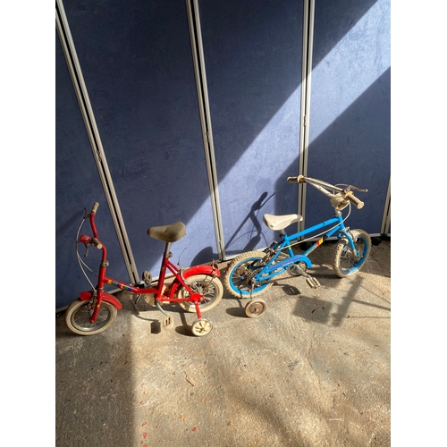 278 - Two vintage children's bikes.