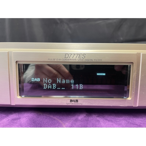 147 - Sony D777ES DAB/AM/FM Tuner Champagne