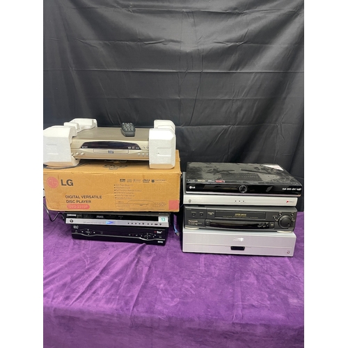 153 - Quantity of DVD players + others