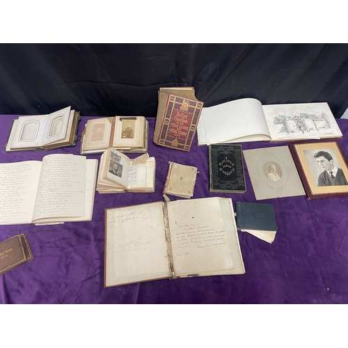 199 - Interesting lot of early 19th century diaries / journals / + 19th & early 20th century photographs o... 