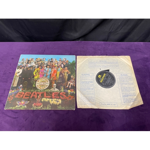 203 - Beatles Sergeant Peppers Lonely Hearts Club Band LP PMC 7027 / XEX 637-1 - XEX 638-1