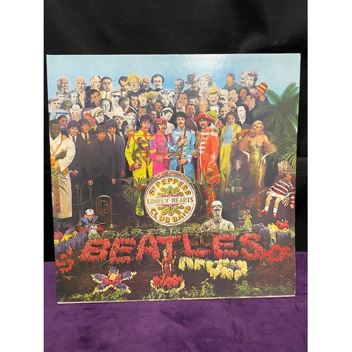 207 - Beatles Sargent Peppers Lonely Hearts Club Band LP   With Cut Outs YEX 737-7-1 / YEX 638-7-1