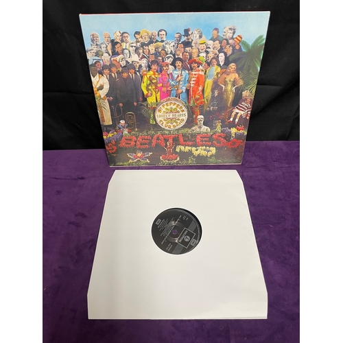 207 - Beatles Sargent Peppers Lonely Hearts Club Band LP   With Cut Outs YEX 737-7-1 / YEX 638-7-1