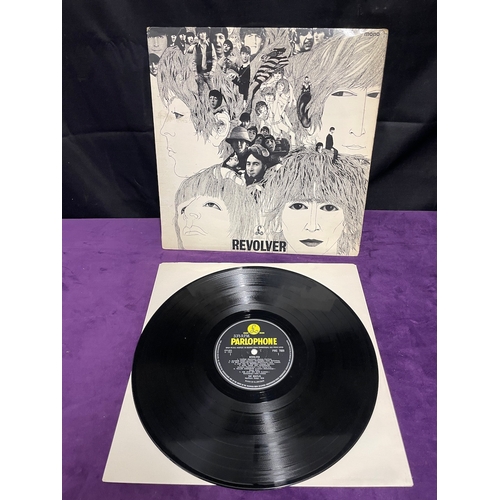 212 - The Beatles Revolver Mono LP PMC 7009 YEX 605-2 / YEX 606-2