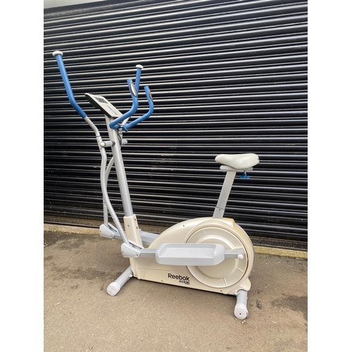 497 - Reebok Edge Cross Trainer