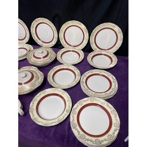 47 - 33 Piece Midwinter Pottery Dinner Service