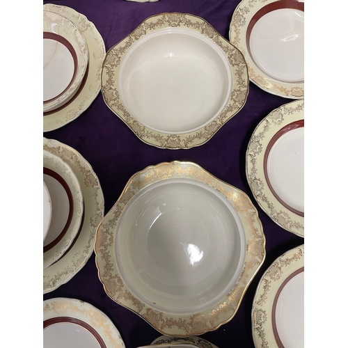 47 - 33 Piece Midwinter Pottery Dinner Service