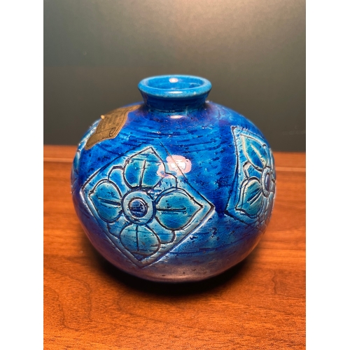 36 - Vintage Italian Flavia Montelupo Blue Ceramic Vase 
4