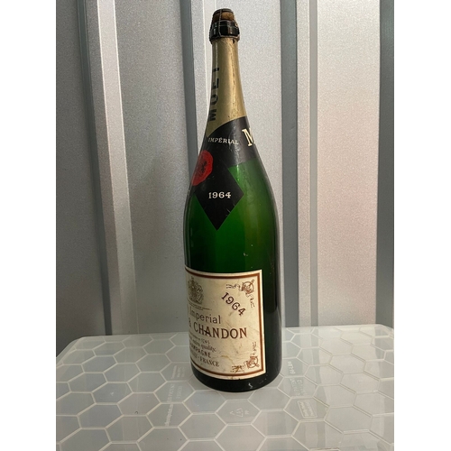 53 - Vintage 1964 Moet Chandon Dry Imperial Jeroboam 3L Empty Display Advertisement Bottle
55cm Tall