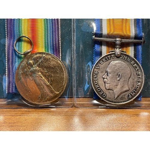 152 - Group of Two Medals British WW1 General War Medal + Peace Medal Pioneer H.Greenham Royal Engineers 3... 