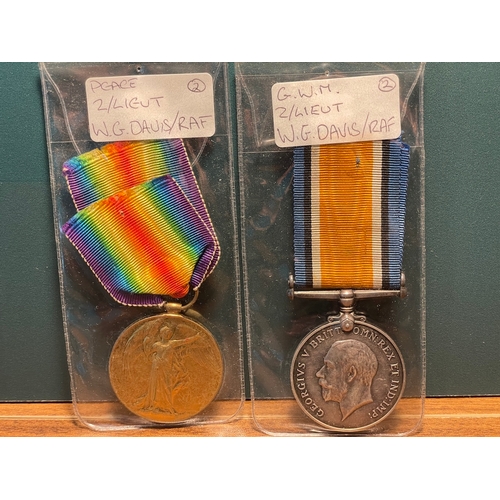 156 - Group of Two Medals British WW1 General War Medal + Peace Medal 2nd Lieutenant W.G Davis R.A.F