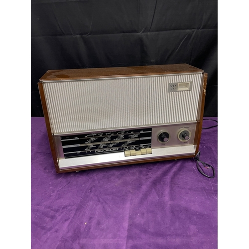 24 - Ekco A355 Valve Radio