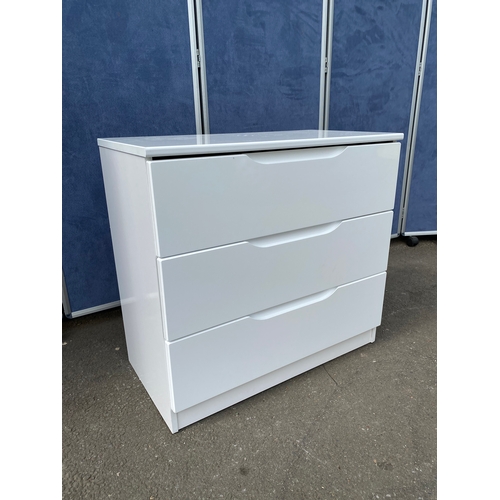 251 - Legato white gloss three drawer chest 

Dimensions - 30