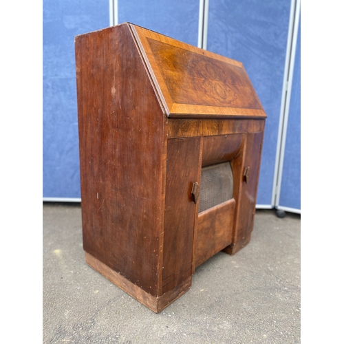 253 - Vintage art deco walnut Gramophone  