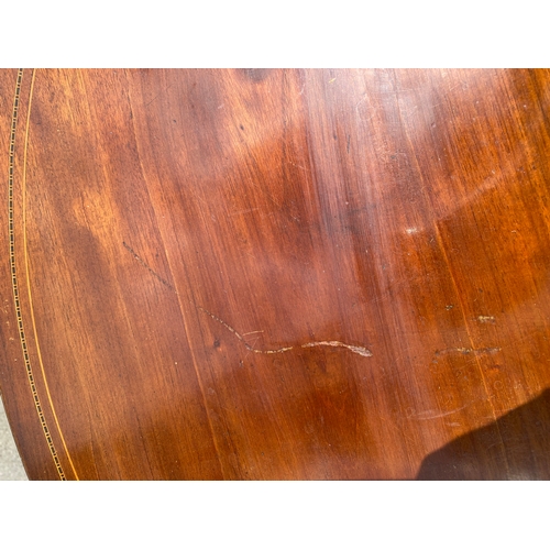 266 - Mahogany inlaid green velvet card table

Please see images for dimensions