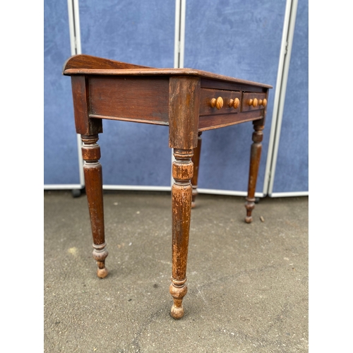 273 - Vintage Mahogany ladies writing desk

Dimensions - 35.5