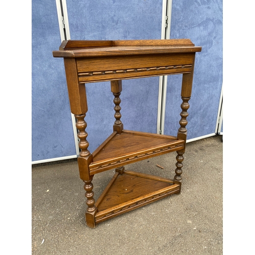 274 - Oak barley twist design corner shelving unit by Old Charm furniture.