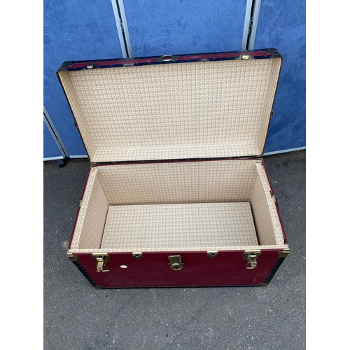 278 - Red classic Cambridge satchel style trunk 

Dimensions - 54