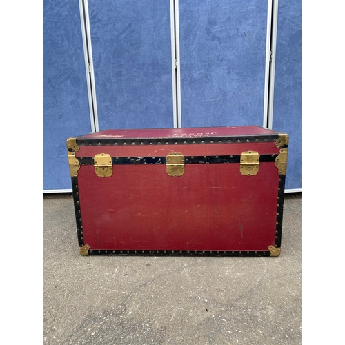 278 - Red classic Cambridge satchel style trunk 

Dimensions - 54