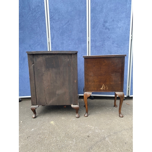 282 - Antique walnut 4 drawer chest of draws with brushing slide and Pedestal/side table both on Cabriole ... 