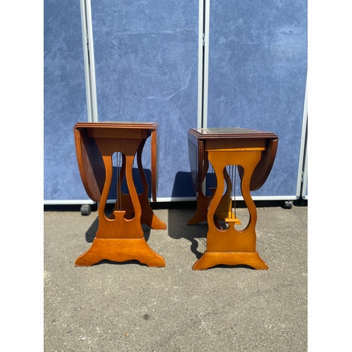 287 - A pair of small Vintage inlaid green leather drop leaf coffee/side tables

See images for dimensions... 