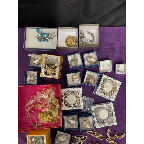 84 - Quantity of new and used costume jewellery, earrings, pendants, necklaces