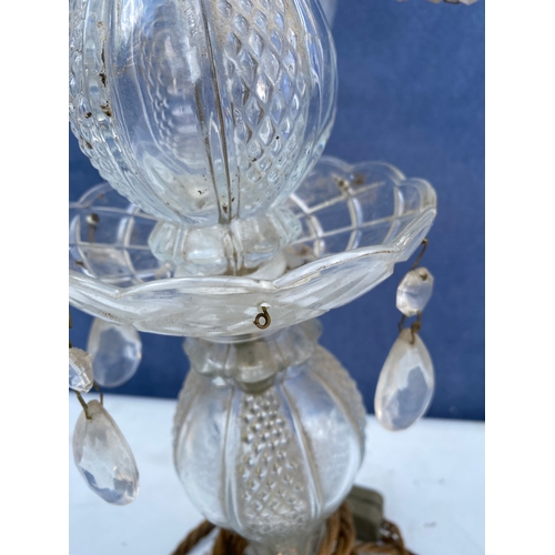 307 - Vintage three arm candelabra/chandelier style table lamp.