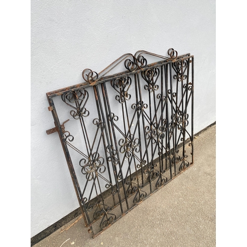 414 - Large iron double gate complete with latch 

Dimensions are of individual gate.