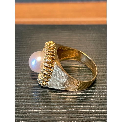 103 - Yellow Gold Ring with Mother Pearl Marked testing as 22ct Size Q 6.2g