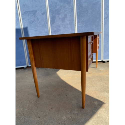 475 - A lovely mid century Scandinavian style desk 

Dimensions - 54