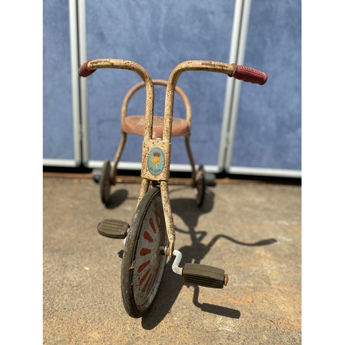 492 - Antique toddlers toy Sunbeam tricycle