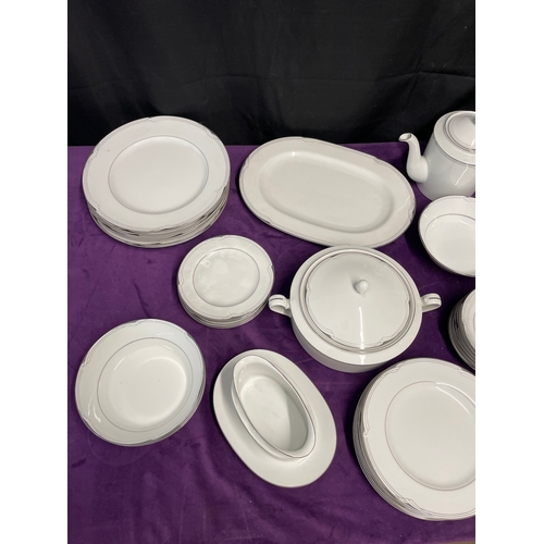 168 - Vintage 41 Piece Noritake Dynasty Porcelain Breakfast Service