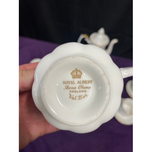 170 - 15 Piece Fine Bone China Tea Service by Royal Albert Val D'or